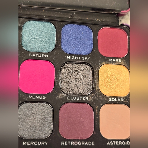 Revolution Makeup - Picture 6 of 7